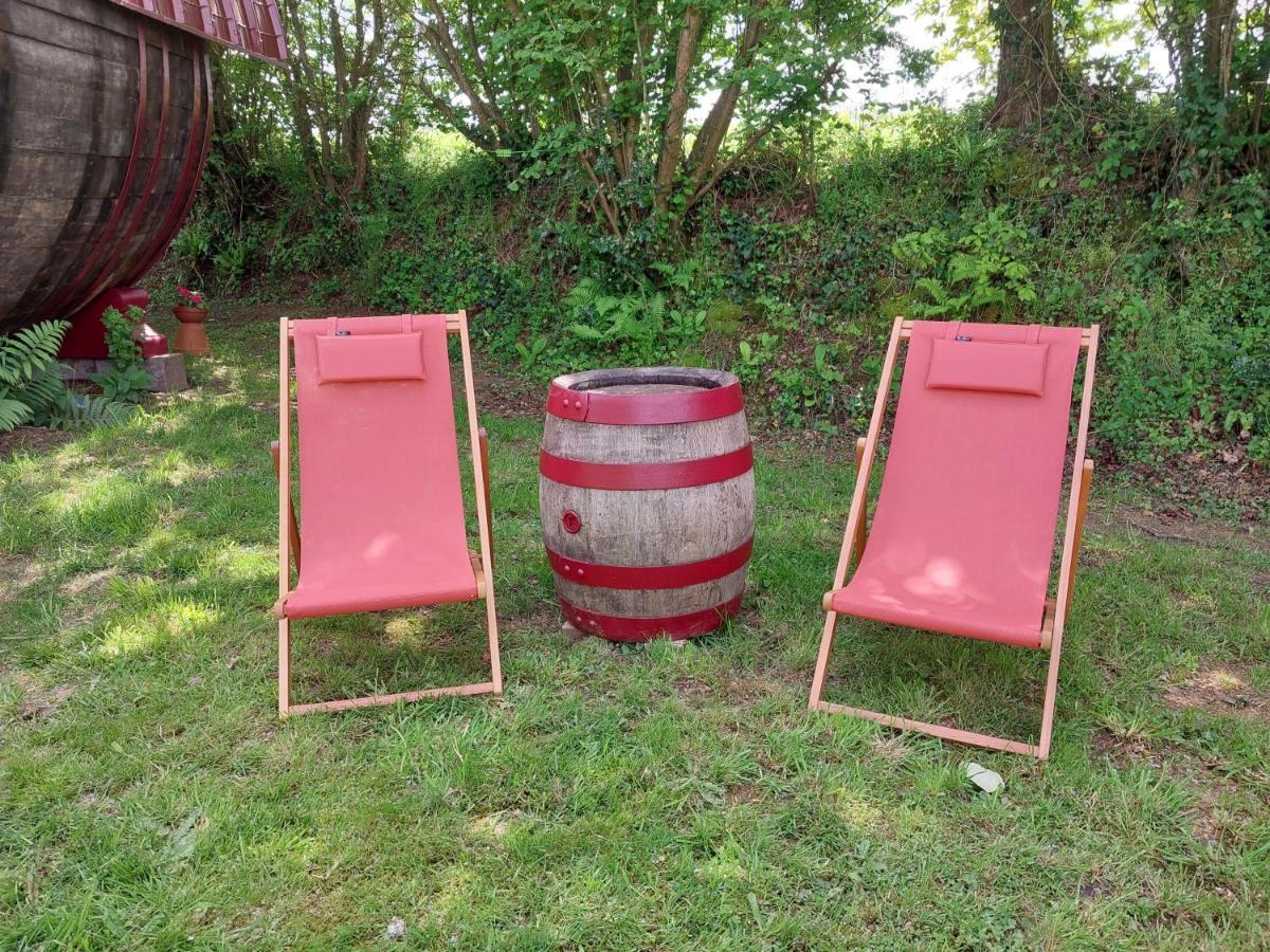 L'Authentique Tonneau A Cidre D'Emma Villa Litteau Eksteriør billede